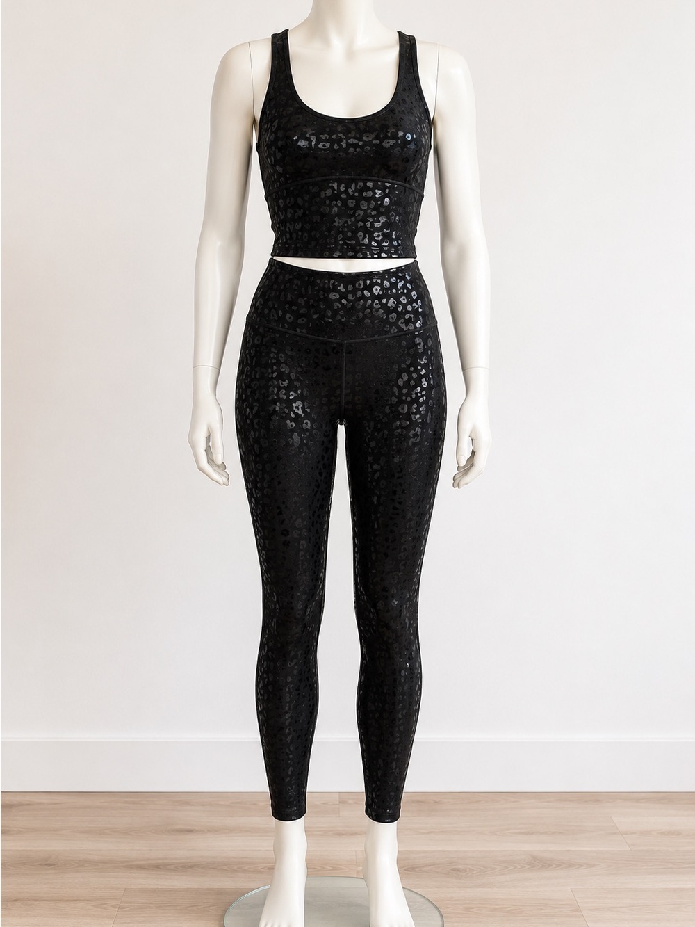Beyond Yoga Black Shimmer Leopard Print Tank & Leggings Set Women’s Activewear - Picture 1 of 3